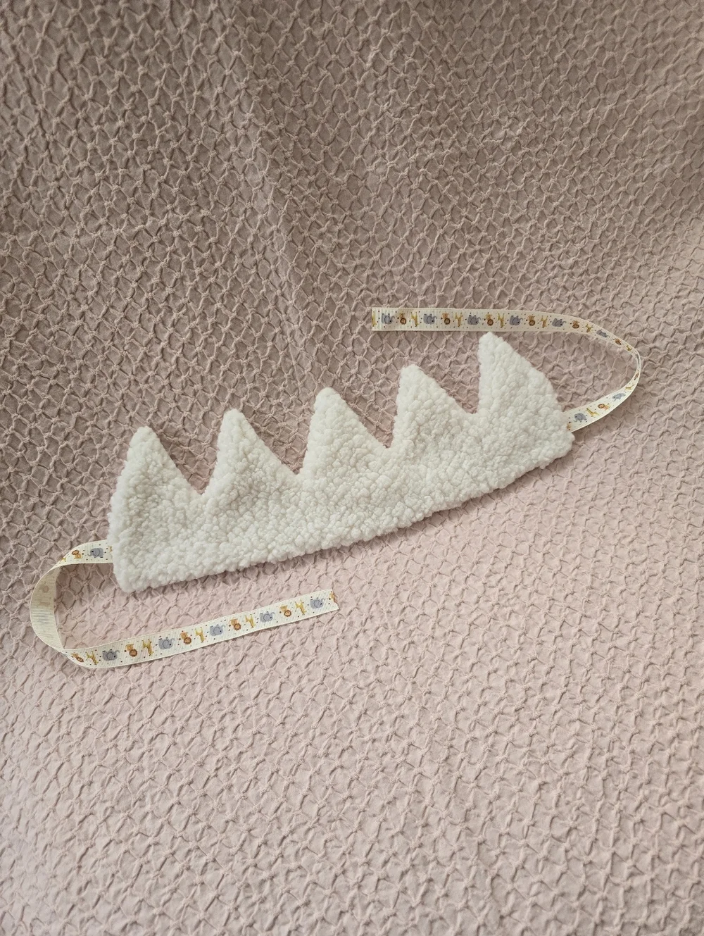 NEW Handmade White Sherpa Fabric Baby Boy Girl Crown Headband